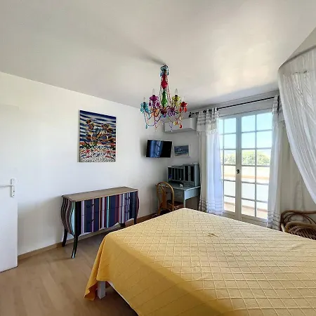 Villa Calvi, 4 Pieces, 6 Personnes - Fr-1-719-12 *